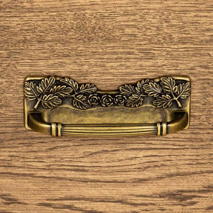 Drewniane uchwyty meblowe