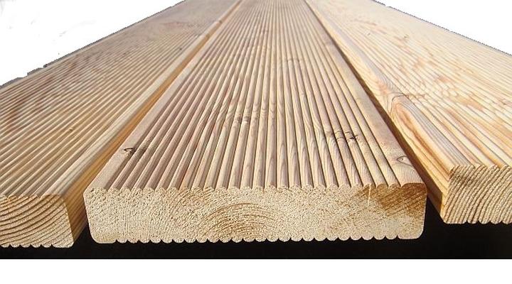 Zalety modrzewiowej deski tarasowej