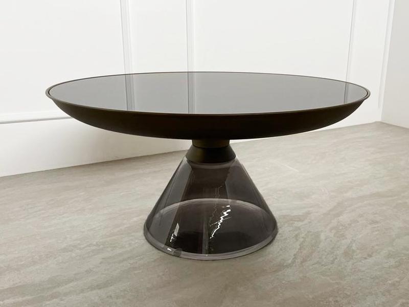 Funkcjonalny stolik kawowy