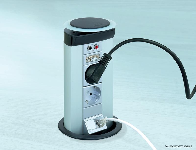 Instalacja gniazdek w podłodze