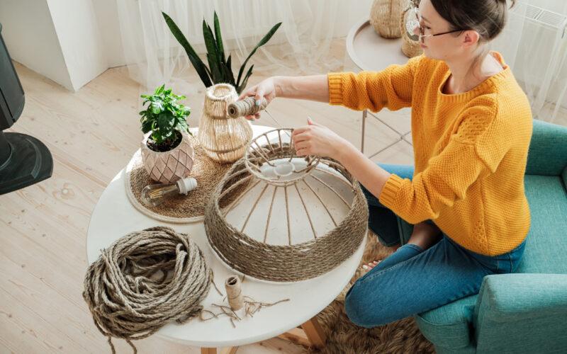 Pomysły na lampy rustykalne i nowoczesne