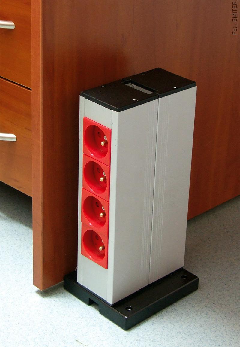 Ukryte gniazdka w podłodze