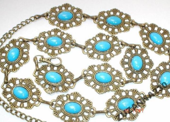 Ozdobne paski na ścianę – prosty sposób na odświeżenie wystroju wnętrza?