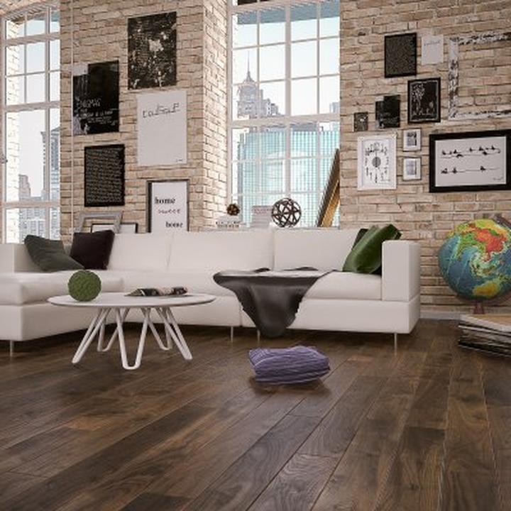 Styl i design podłogi orzechowej