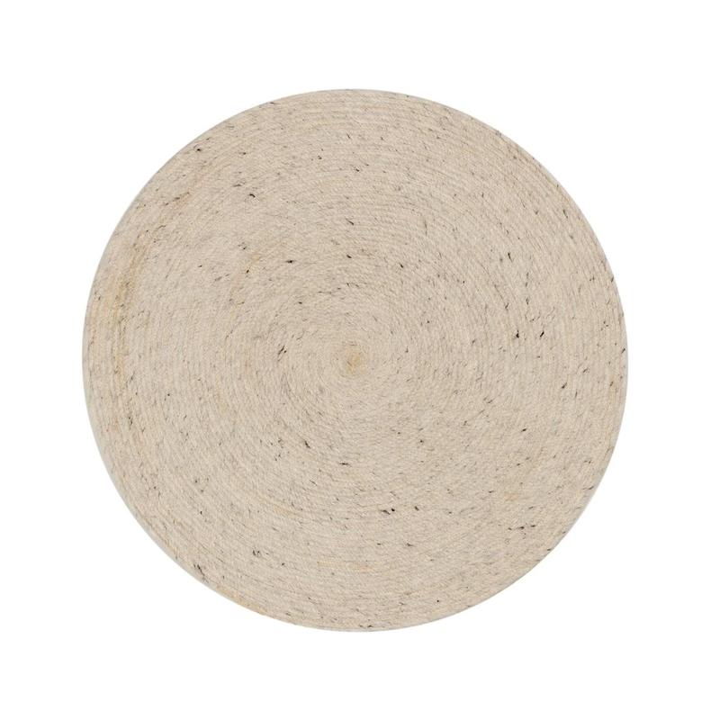 Jak obliczyć długość sznurka na dywan 150 cm? Niezbędne informacje i porady