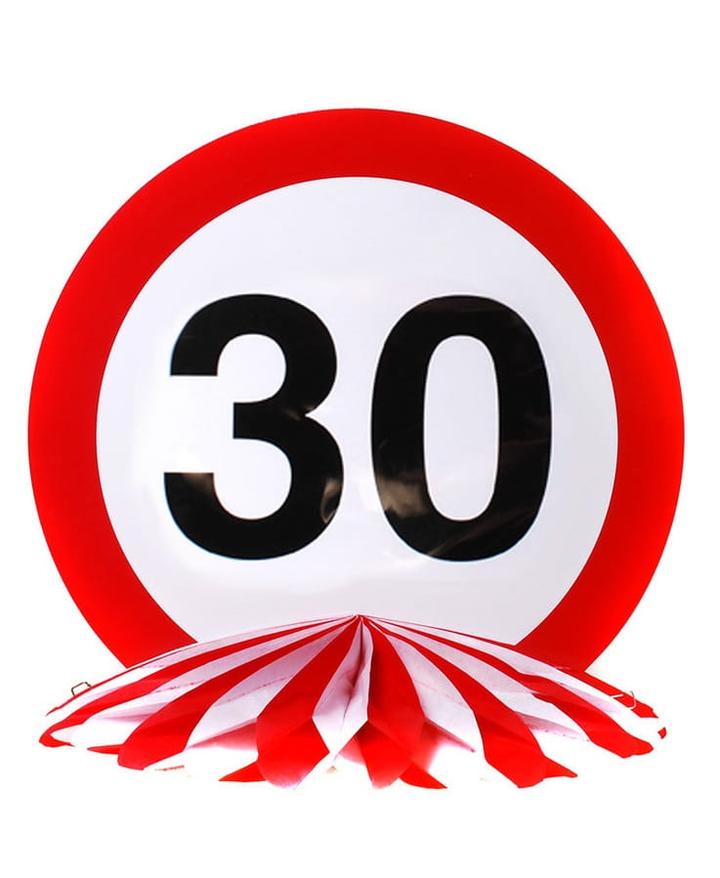 Dekoracje stołu na 30 urodziny