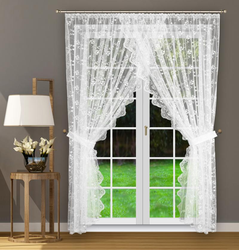 Firany podpinane w różnych stylach aranżacyjnych