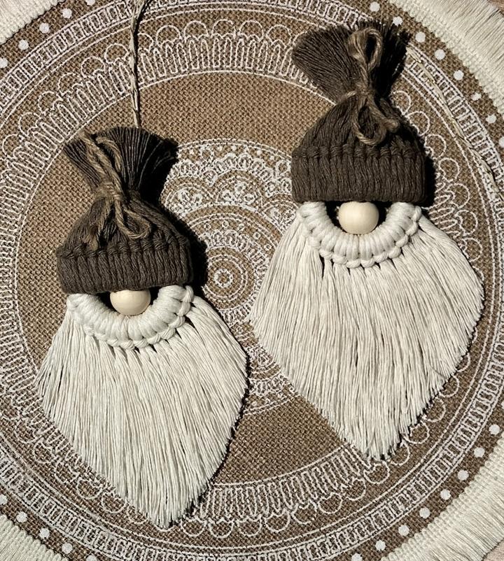 Materiały i sznurki do makramy