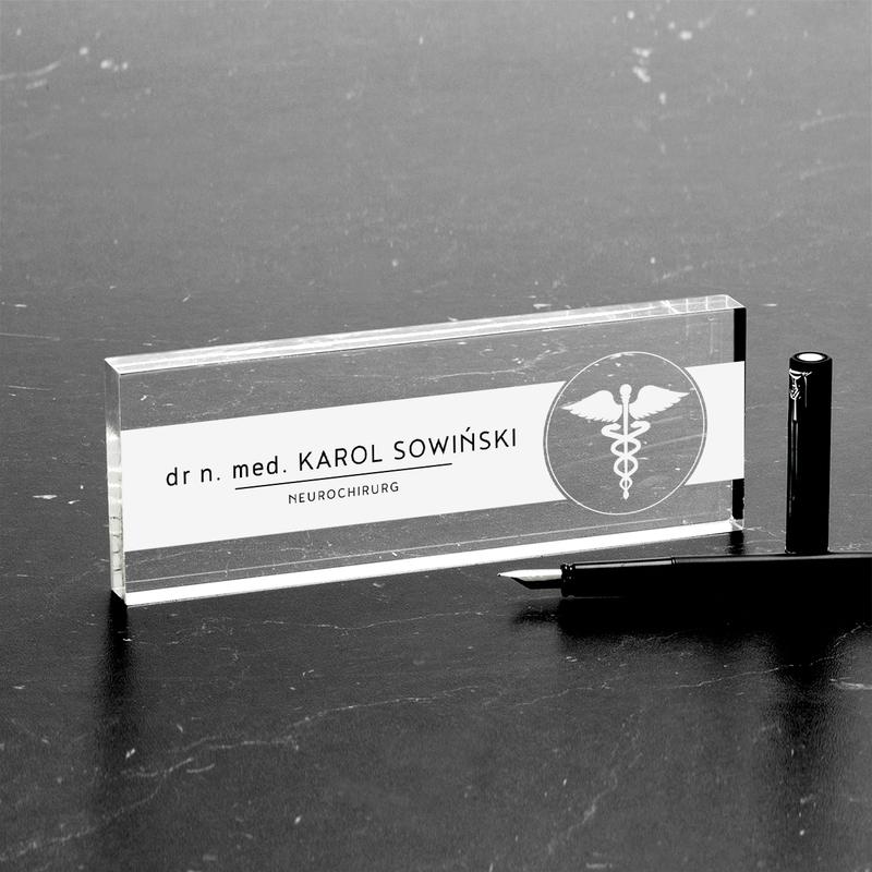 Przestrzeń robocza w gabinecie lekarskim