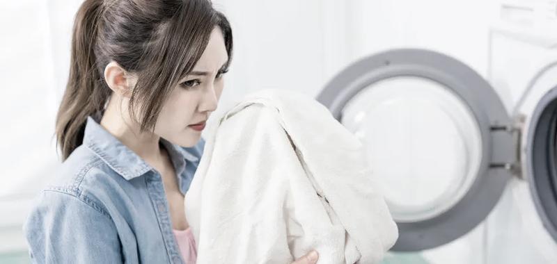 Jak pozbyć się zapachu stęchlizny