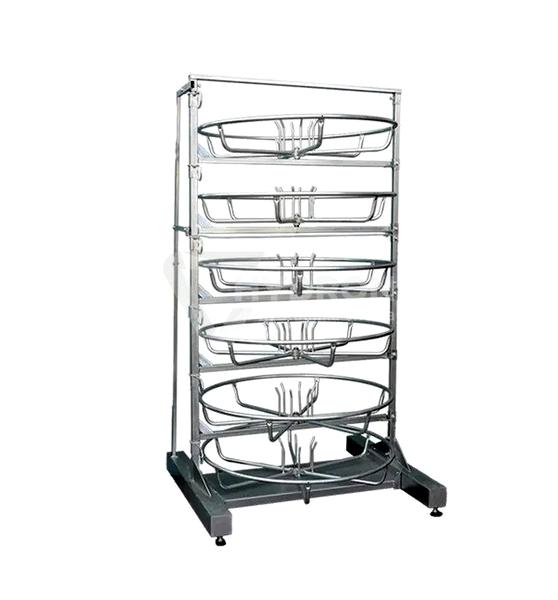 Regał z rurek hydraulicznych