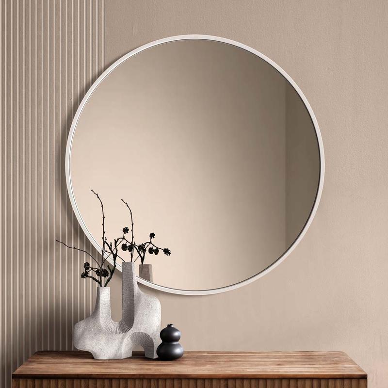 Złote lustra w łazience