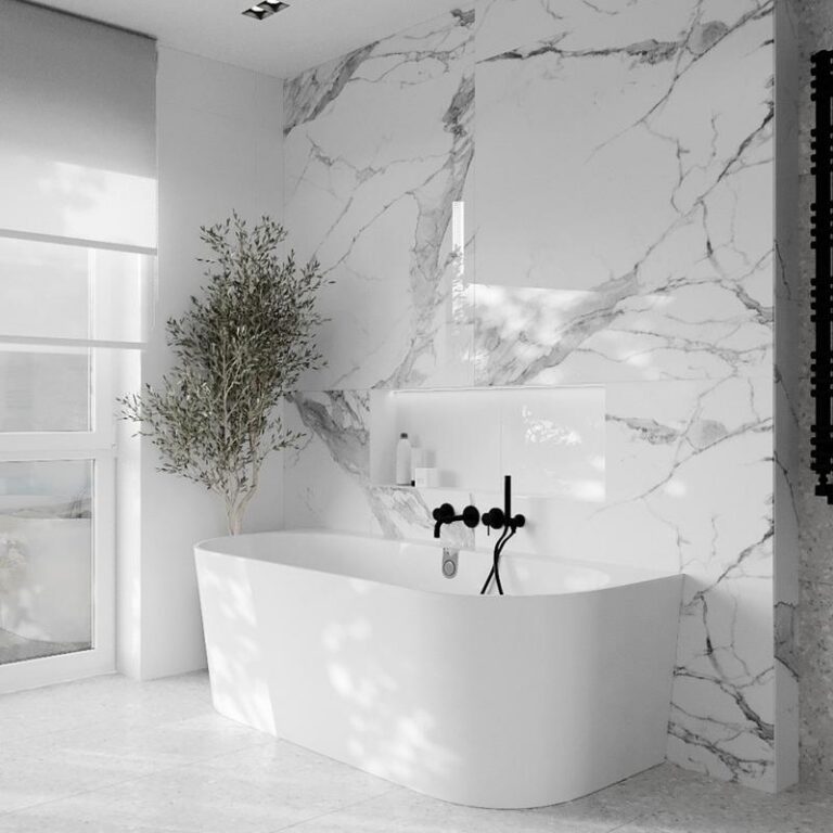 Zainspiruj się: Jak dobrze urządzić białą łazienkę – 8 sprawdzonych porad